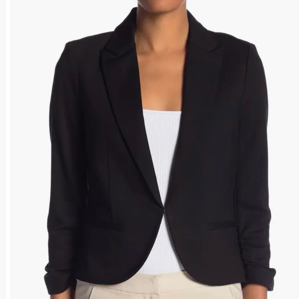 Amanda and Chelsea black Ponte blazer size small